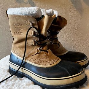 EUC Waterproof Caribou Sorel Boots